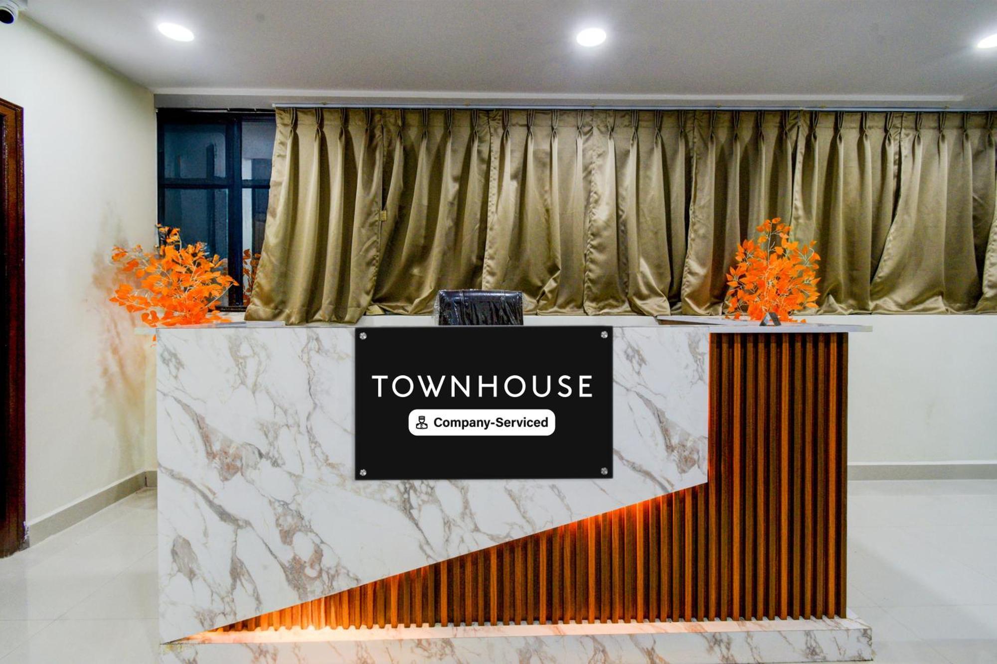 Super Townhouse Kukatpally North Formerly Munagala Arcade Hyderabad Bagian luar foto