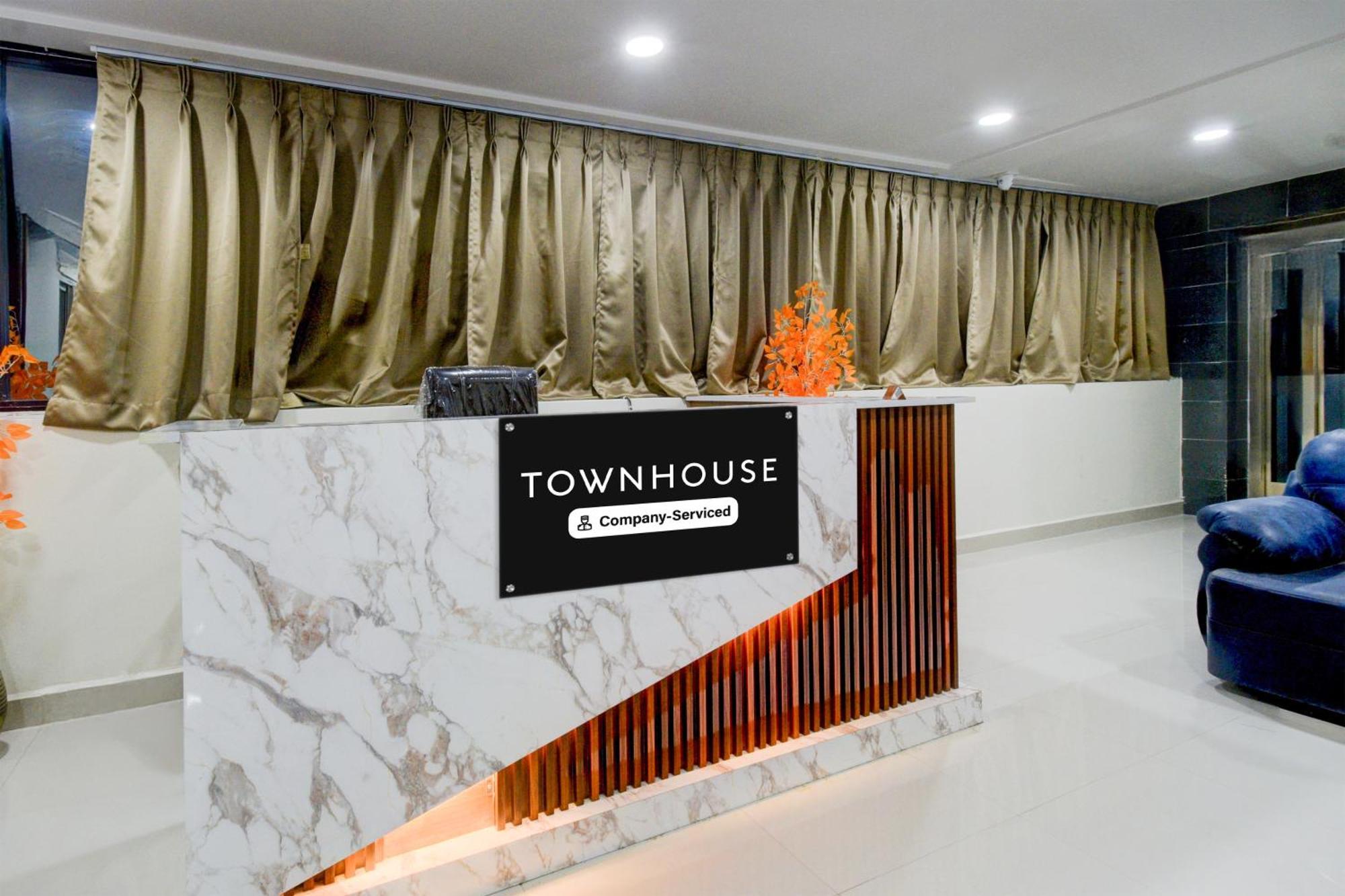 Super Townhouse Kukatpally North Formerly Munagala Arcade Hyderabad Bagian luar foto